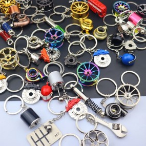 Metalen sleutelhanger personaliseren met uw eigen ontwe...