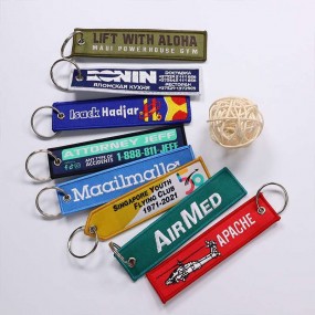 Geborduurde sleutelhanger laten maken | met eigen logo