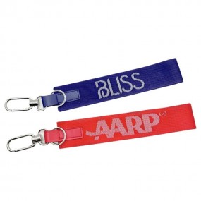 Geborduurde keytags met logo | Duurzame sleutelhangers ...