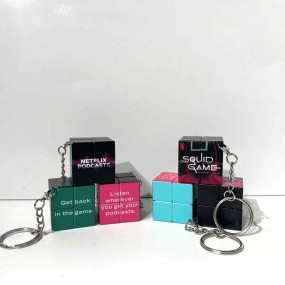 Kubus sleutelhanger met logo | gepersonaliseerd relatie...